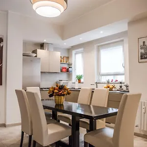 Casa 3 Santi, Your Contemporary In Apartament